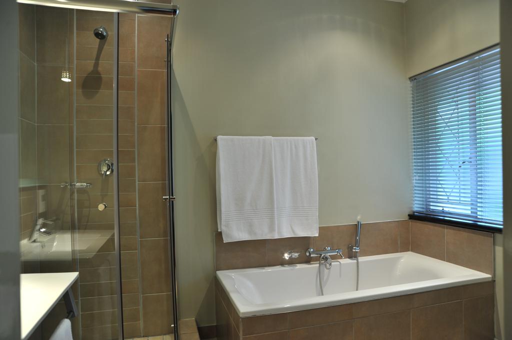 Glendower View Guest House Іденвейл Екстер'єр фото